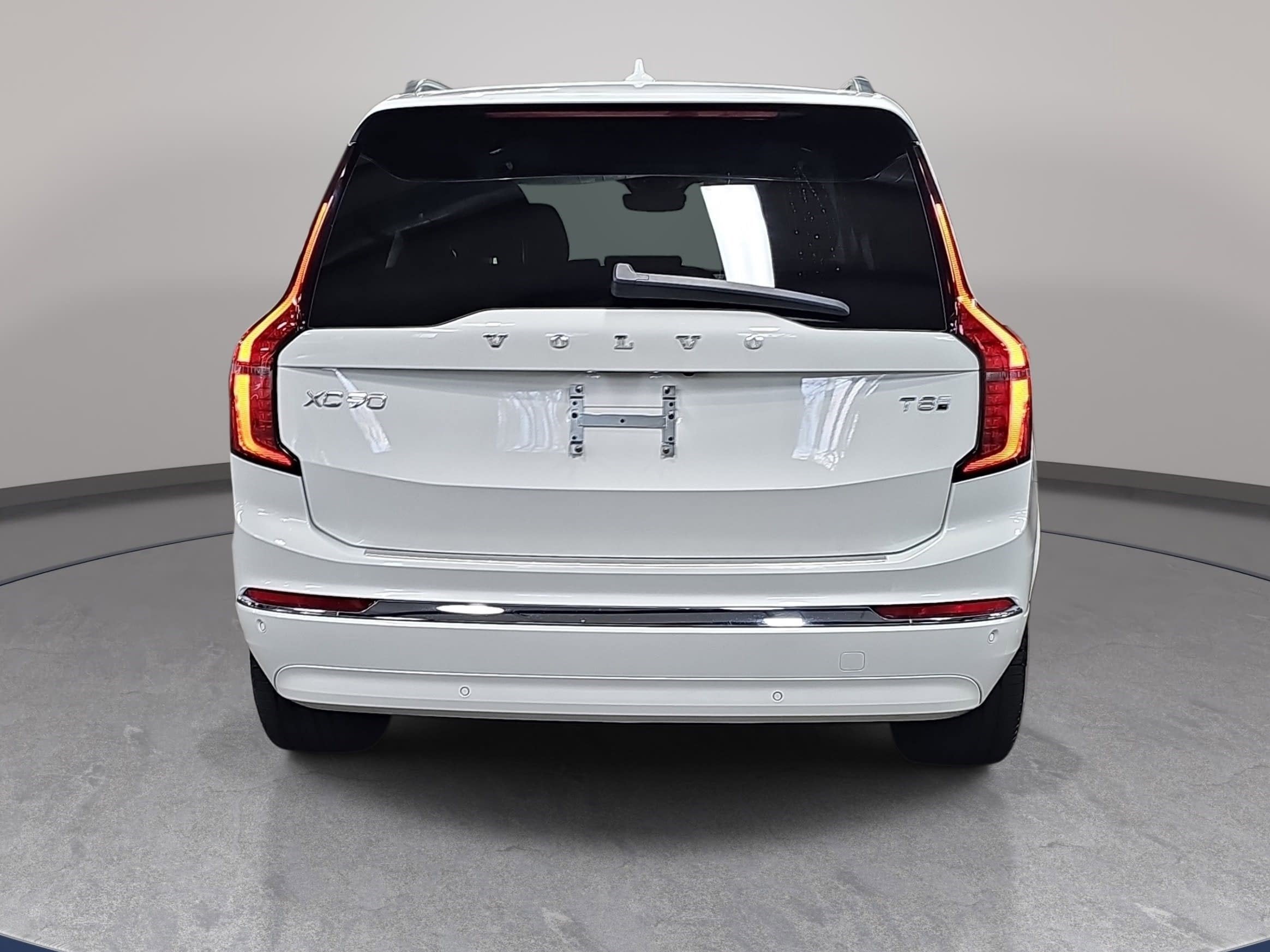 2025 Volvo XC90 Plug-In Hybrid Ultra