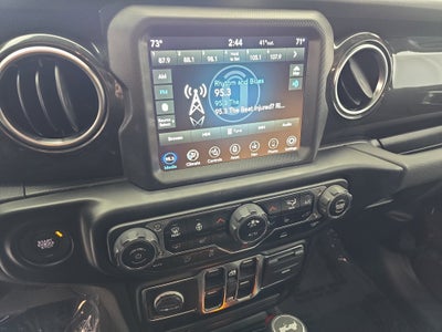 2021 Jeep Wrangler Unlimited Sahara Altitude