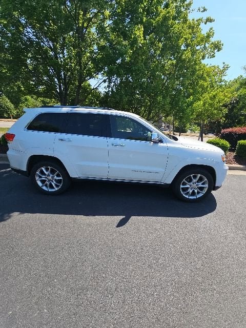 2016 Jeep Grand Cherokee Summit