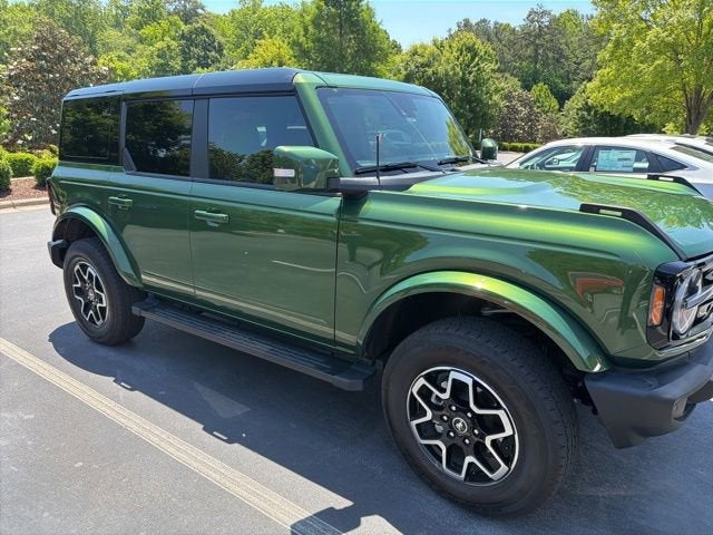 2024 Ford Bronco Outer Banks