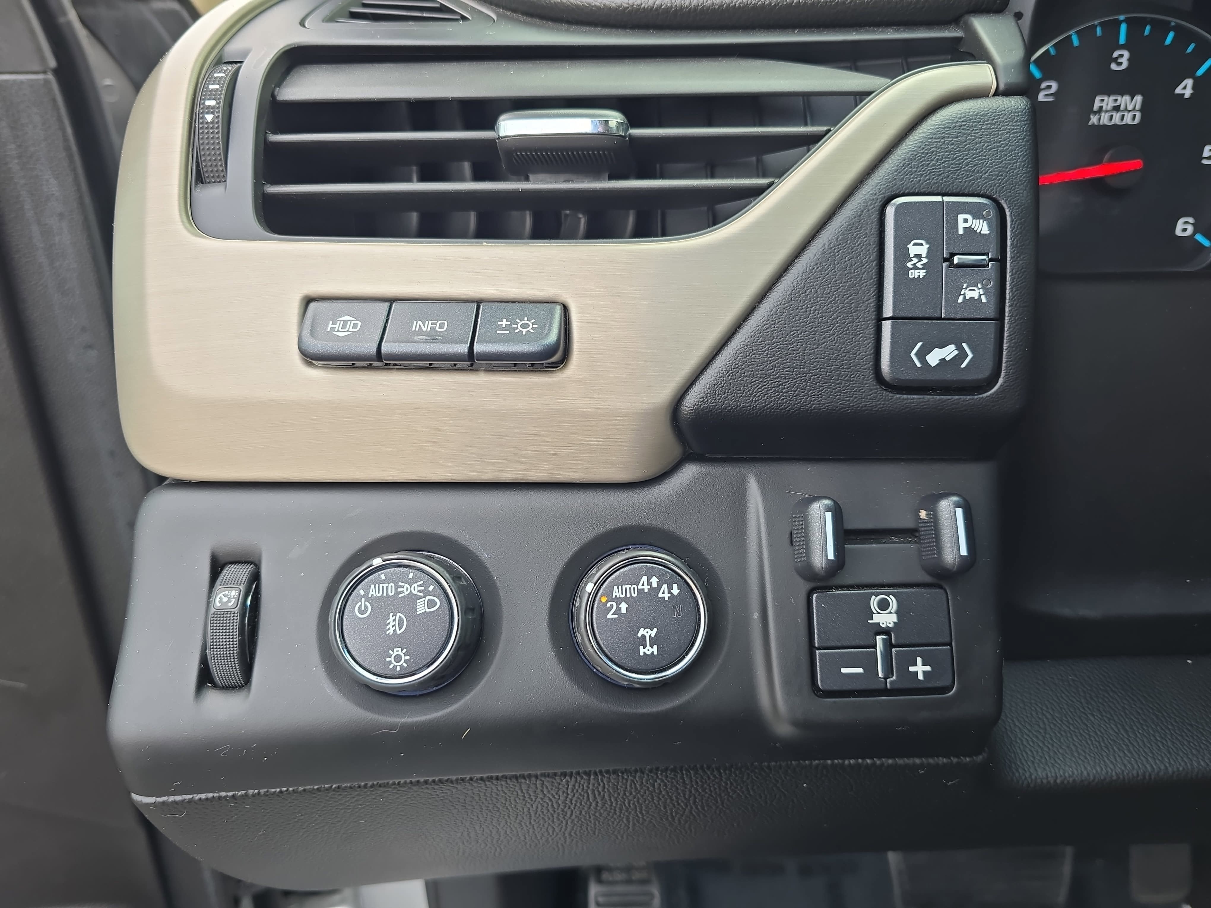 2017 GMC Yukon Denali Denali