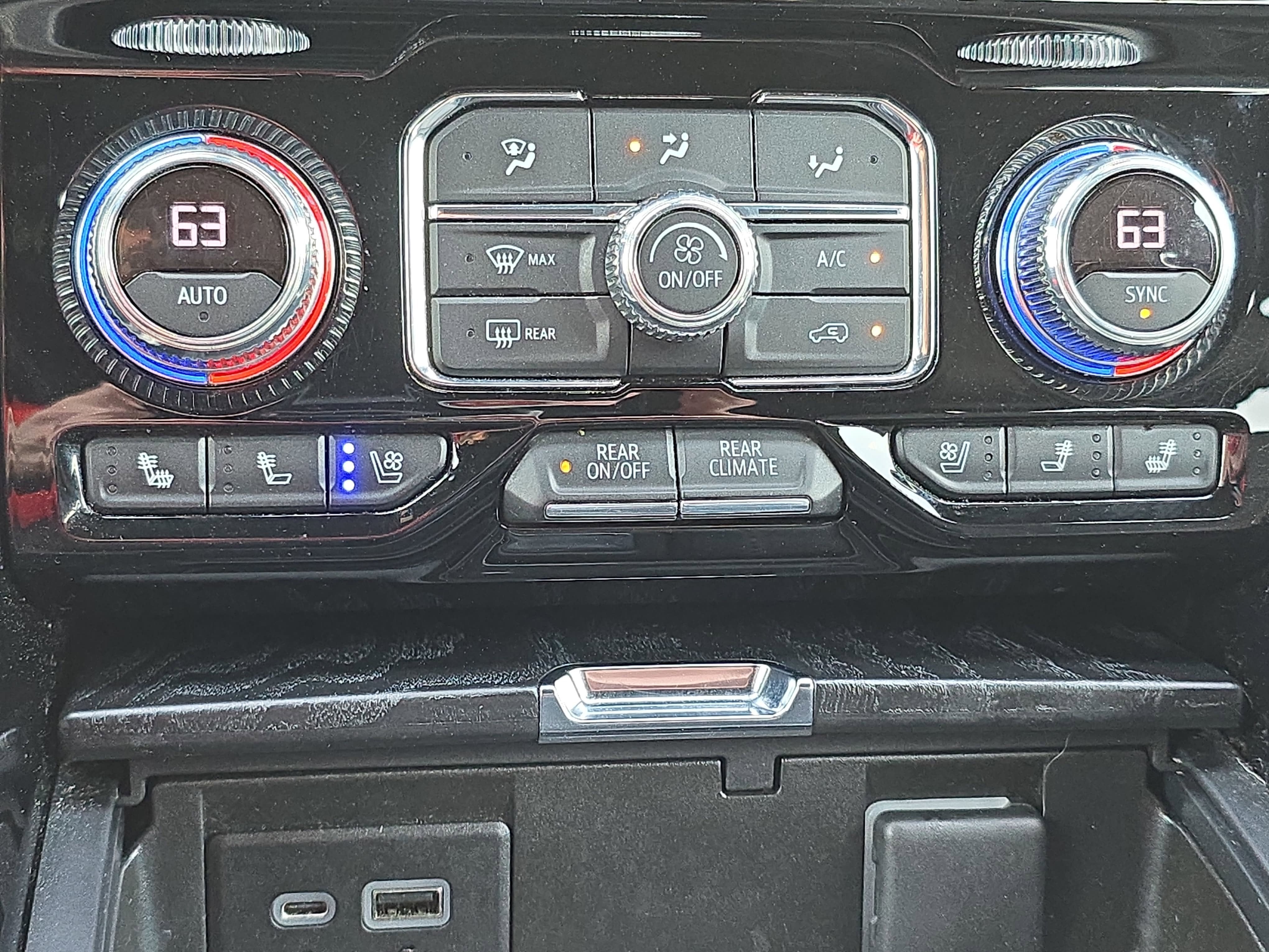 2022 GMC Yukon Denali Denali