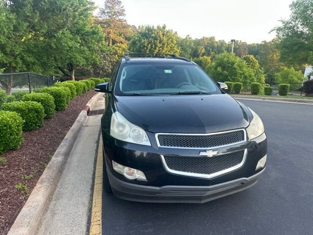 2011 Chevrolet Traverse LT with 2LT