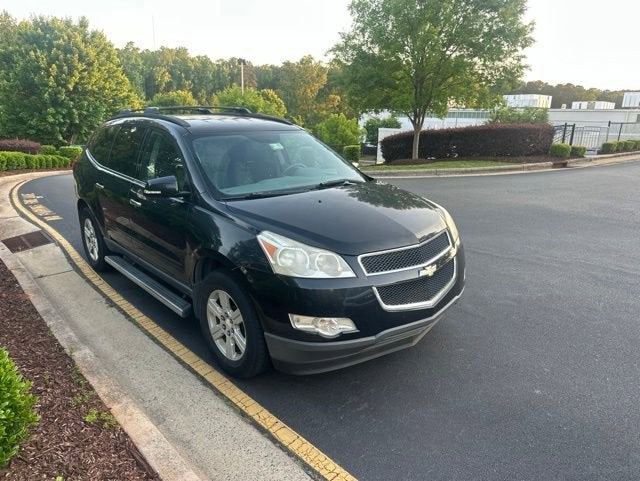 2011 Chevrolet Traverse LT with 2LT