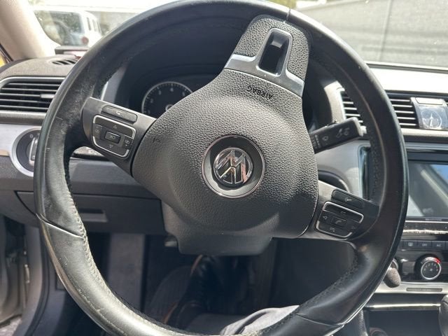 2013 Volkswagen Passat 2.5 SE