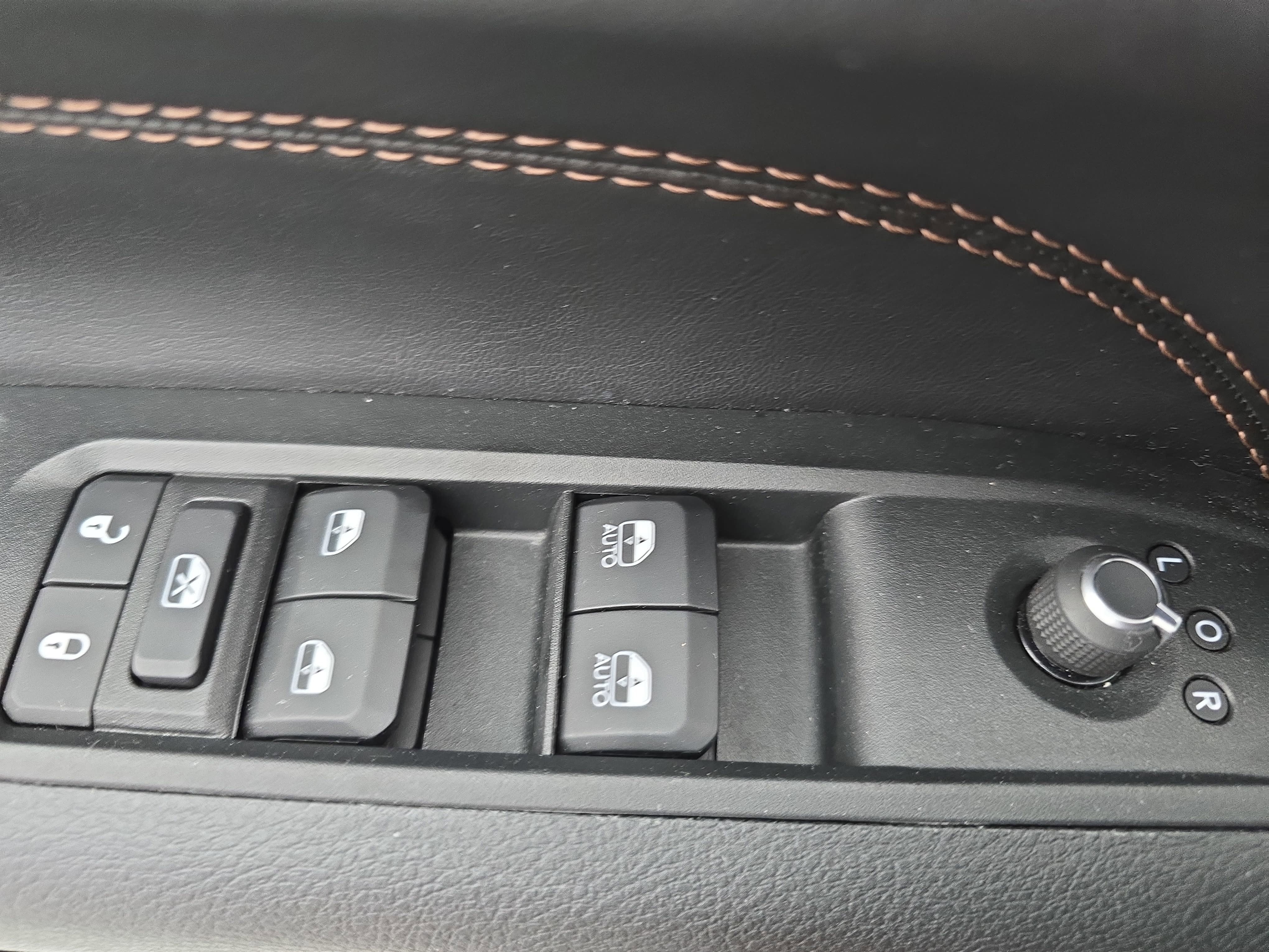 2022 Jeep Compass (RED) Edition