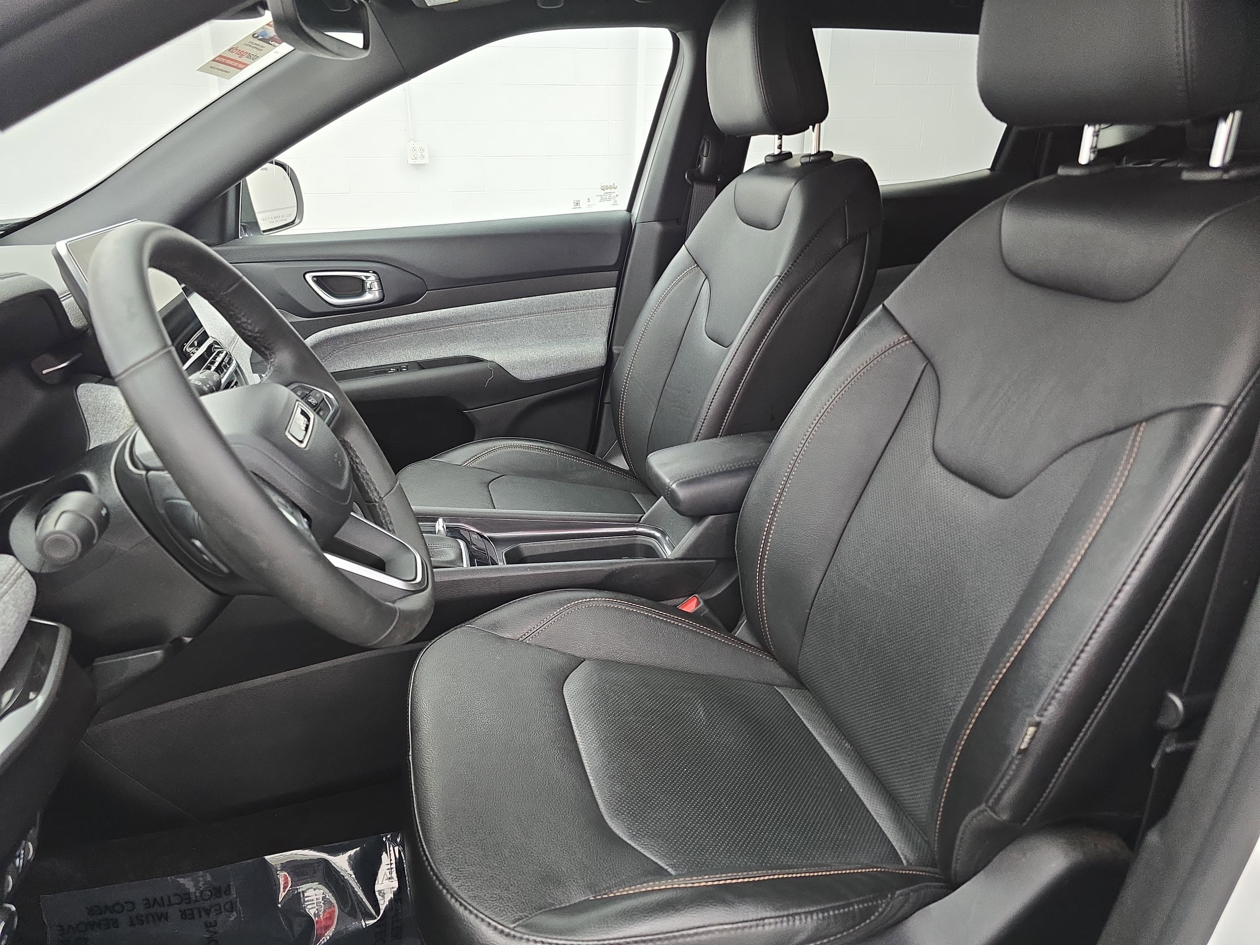 2023 Jeep Compass Latitude Lux