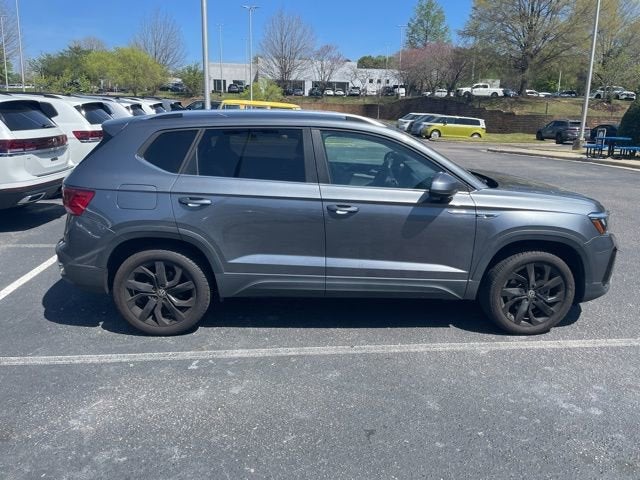 2022 Volkswagen Taos SE