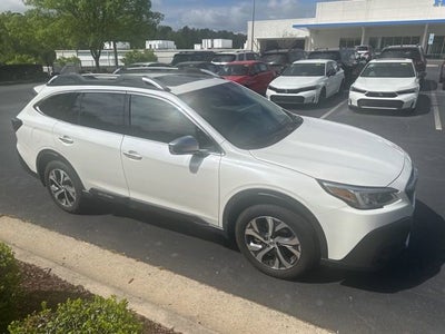2022 Subaru Outback Touring