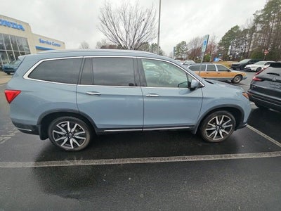 2022 Honda Pilot Touring 7-Passenger
