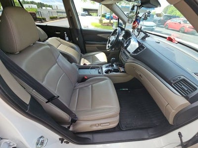 2019 Honda Pilot EX-L with Navi & RES