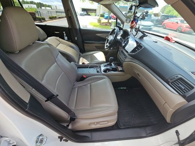 2019 Honda Pilot EX-L with Navi & RES