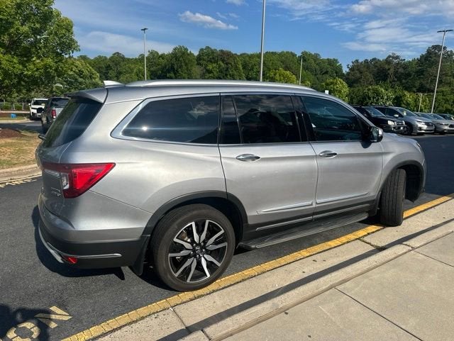 2019 Honda Pilot Touring 8-Passenger
