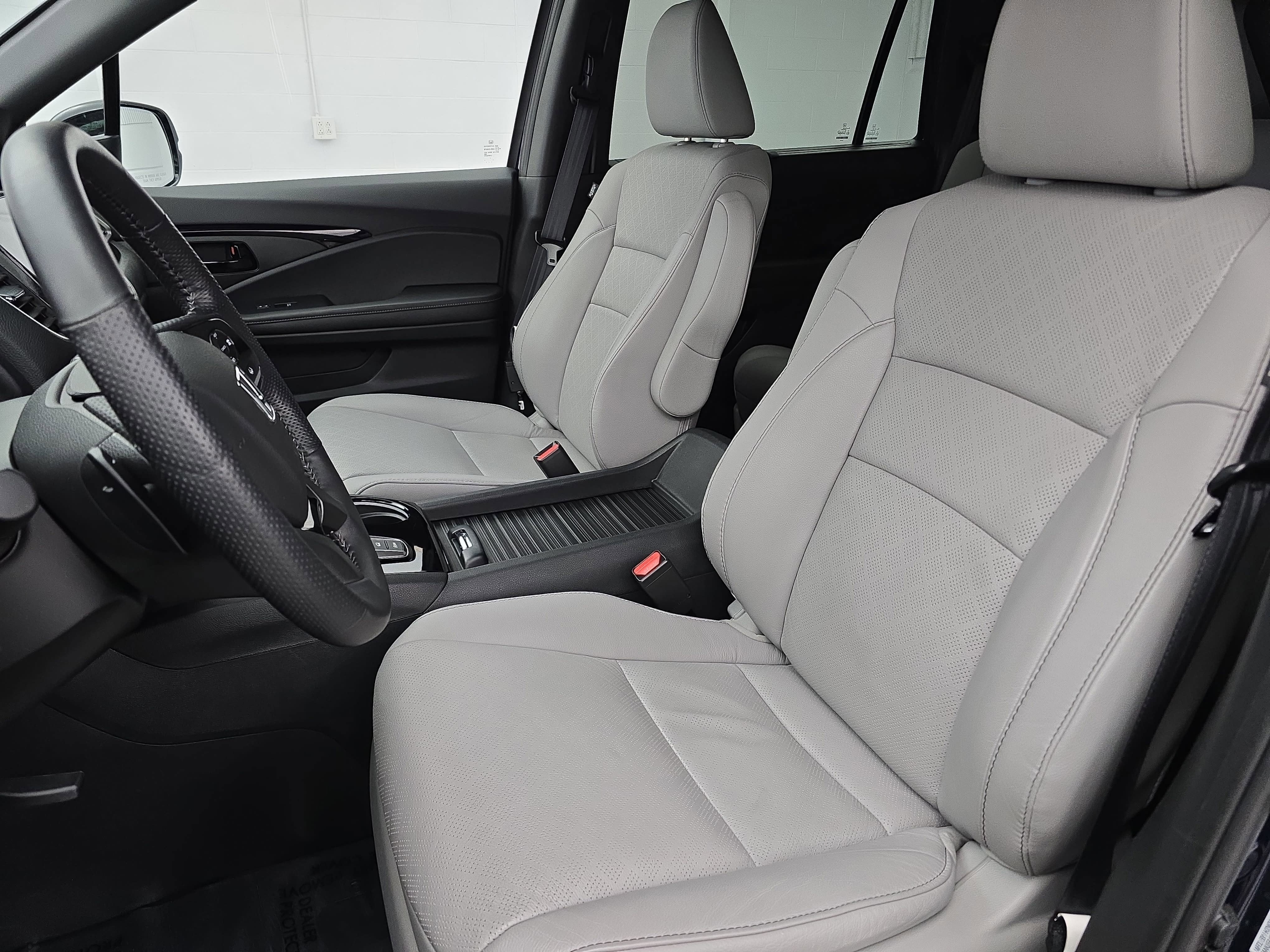 2023 Honda Passport Elite