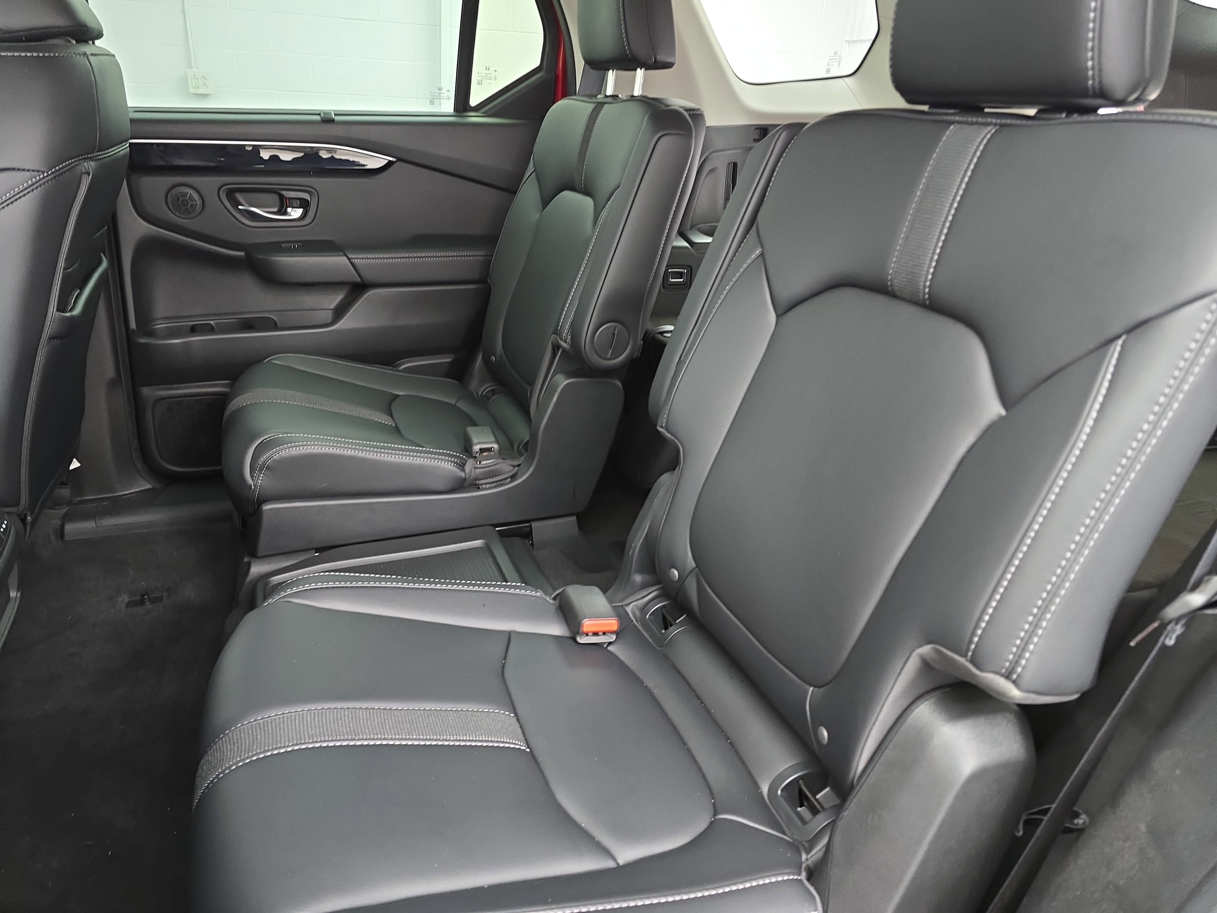 2023 Honda Pilot EX-L 7 Passenger