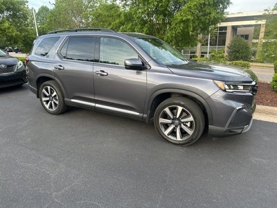 2025 Honda Pilot Touring