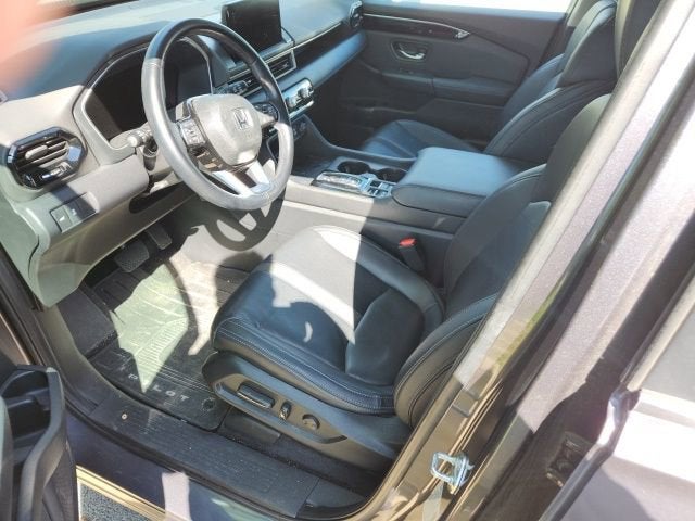 2023 Honda Pilot EX-L 8 Passenger