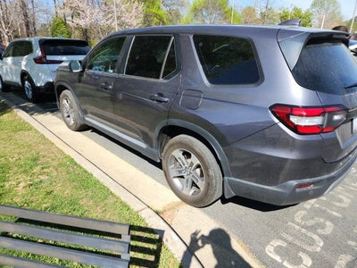2023 Honda Pilot EX-L 8 Passenger