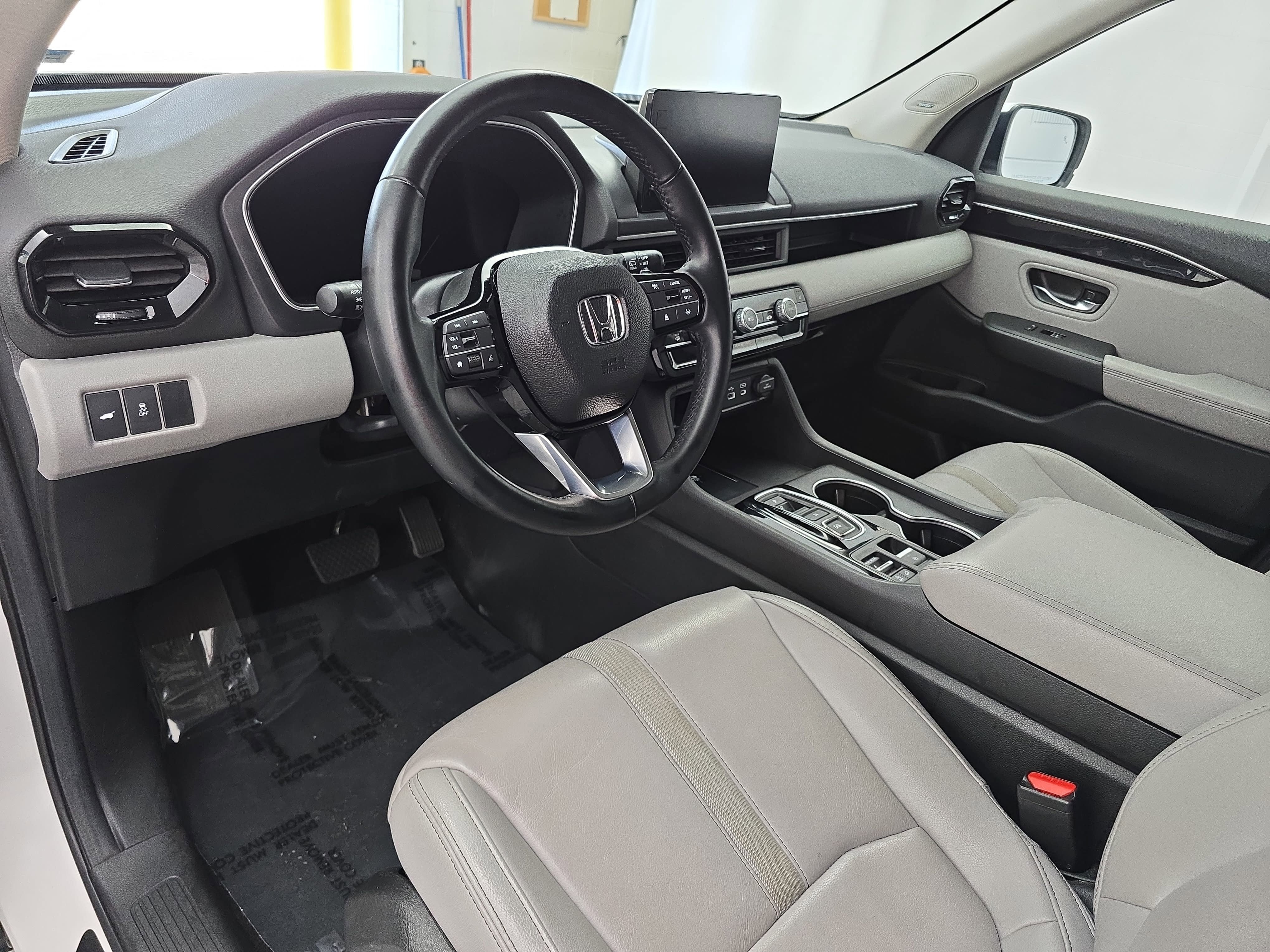 2024 Honda Pilot Touring