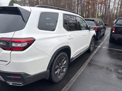 2024 Honda Pilot Touring