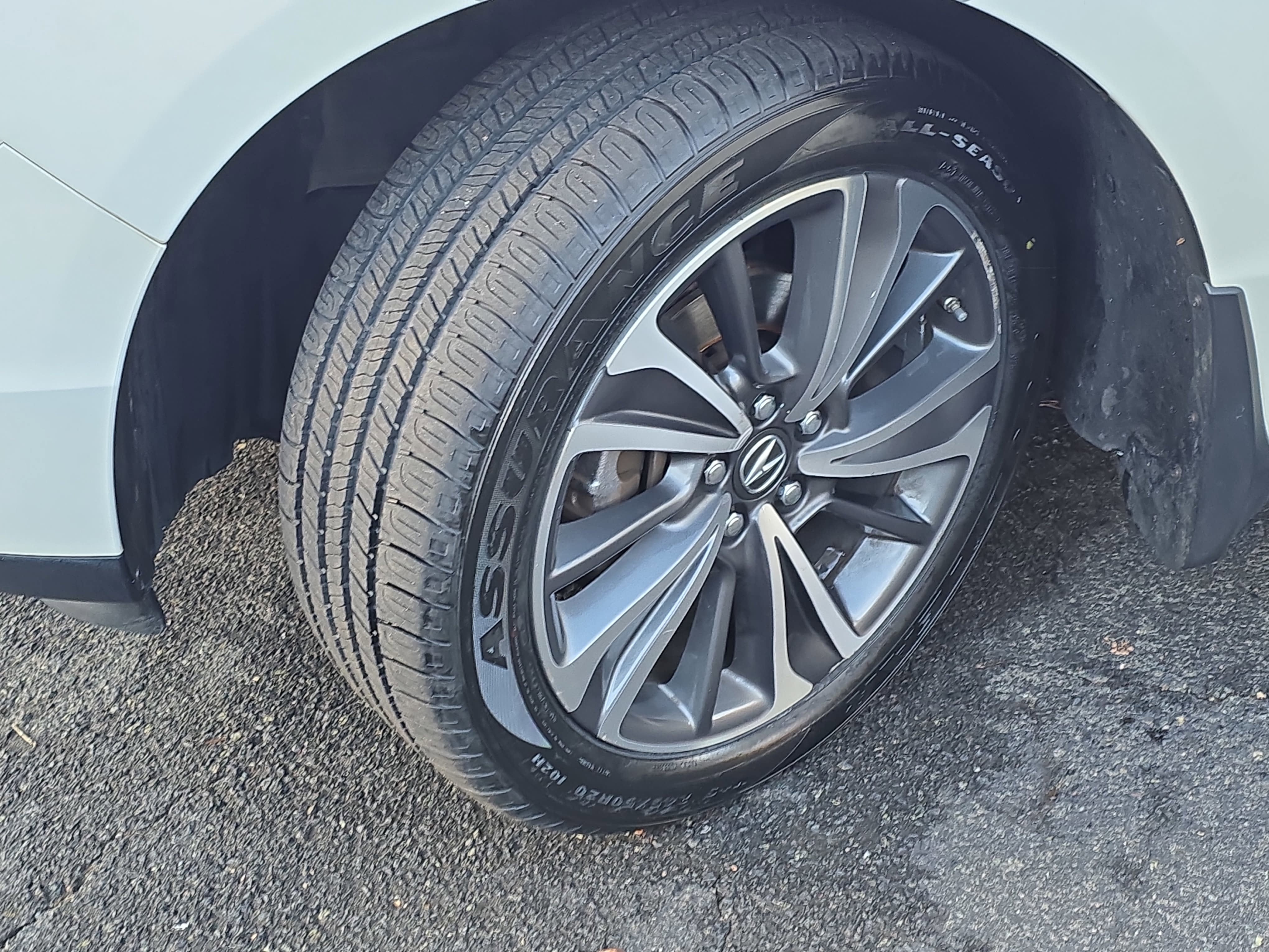 2019 Acura MDX with Technology Pkg