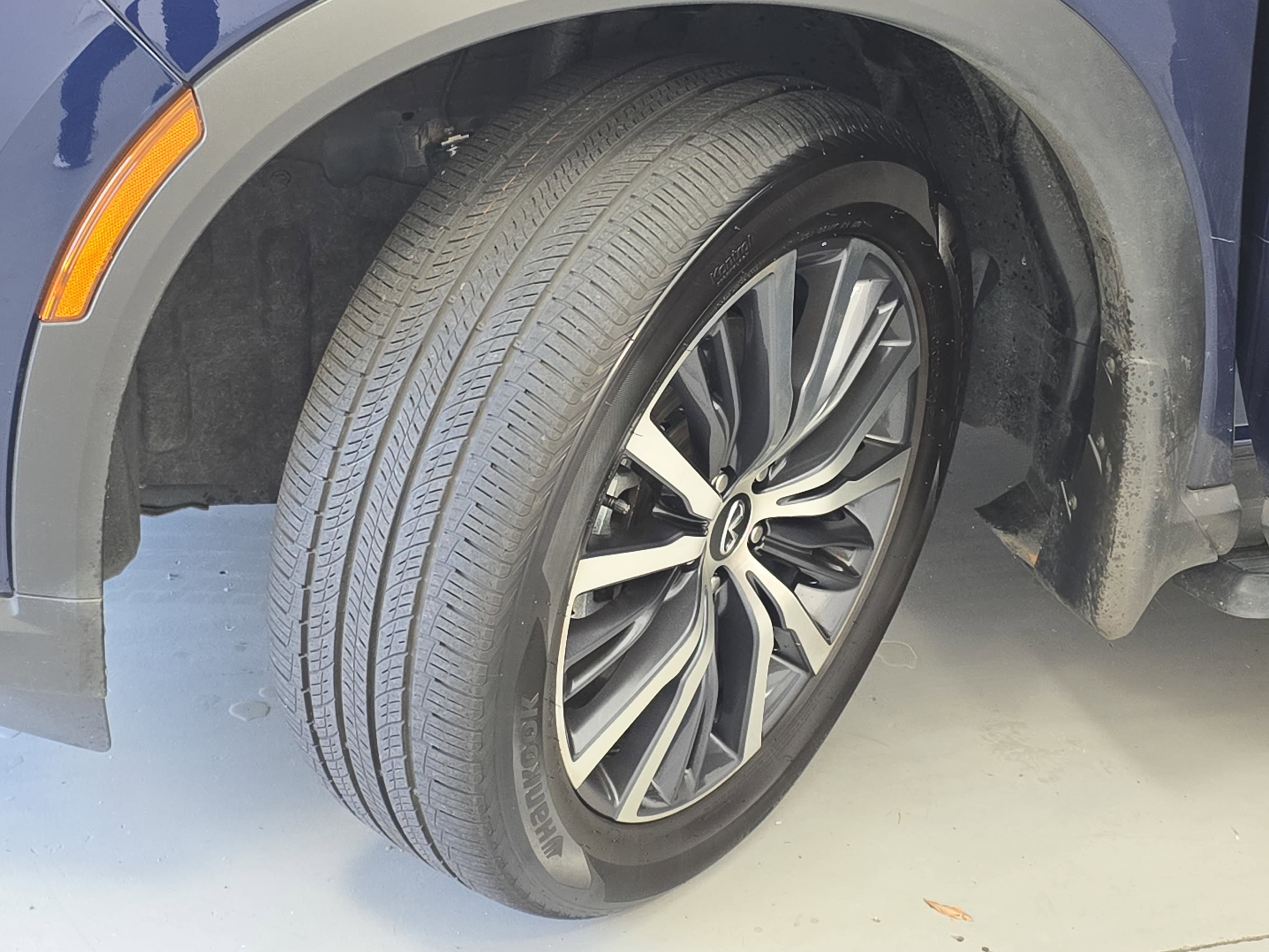 2023 INFINITI QX60 SENSORY