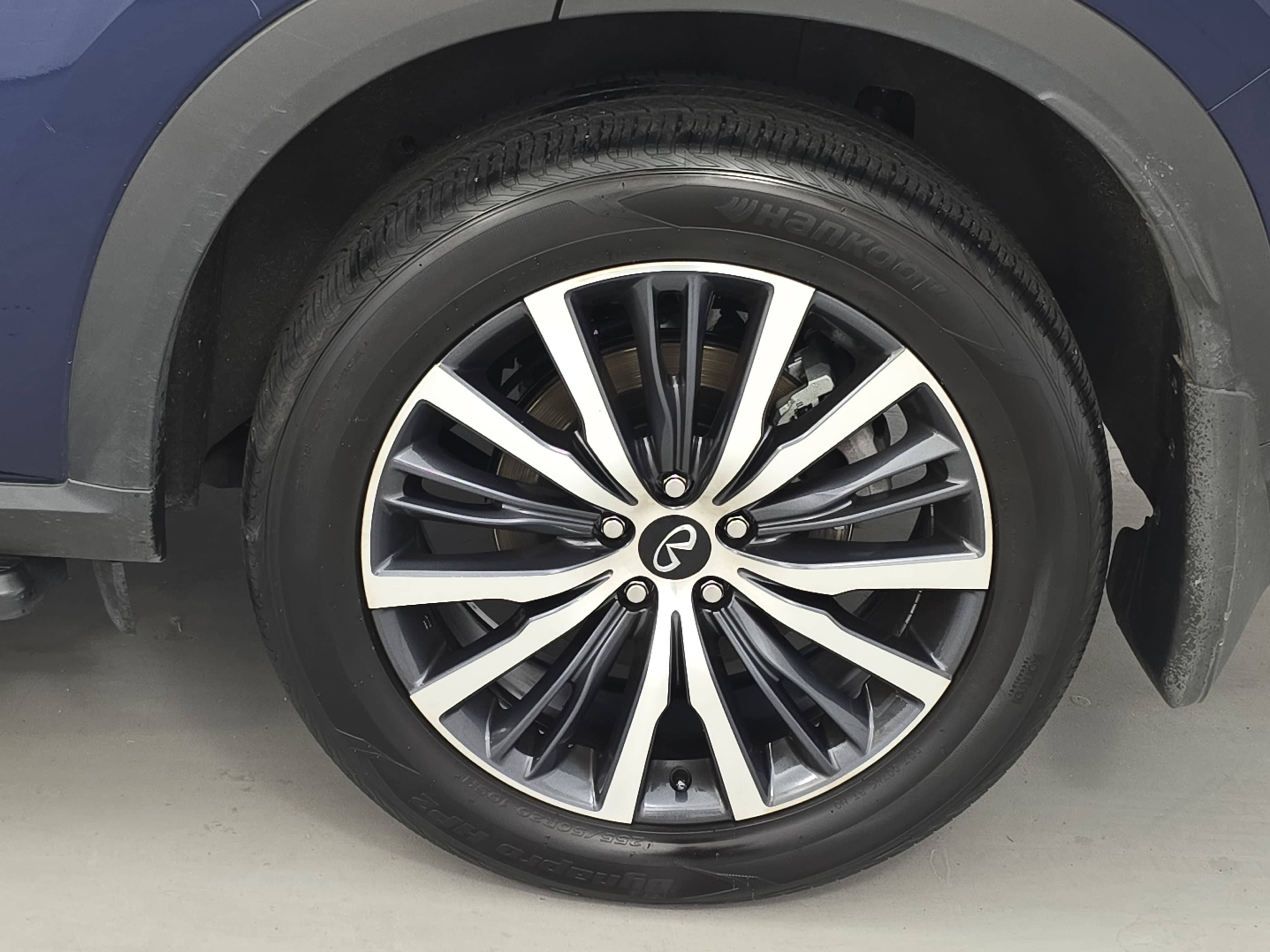 2023 INFINITI QX60 SENSORY