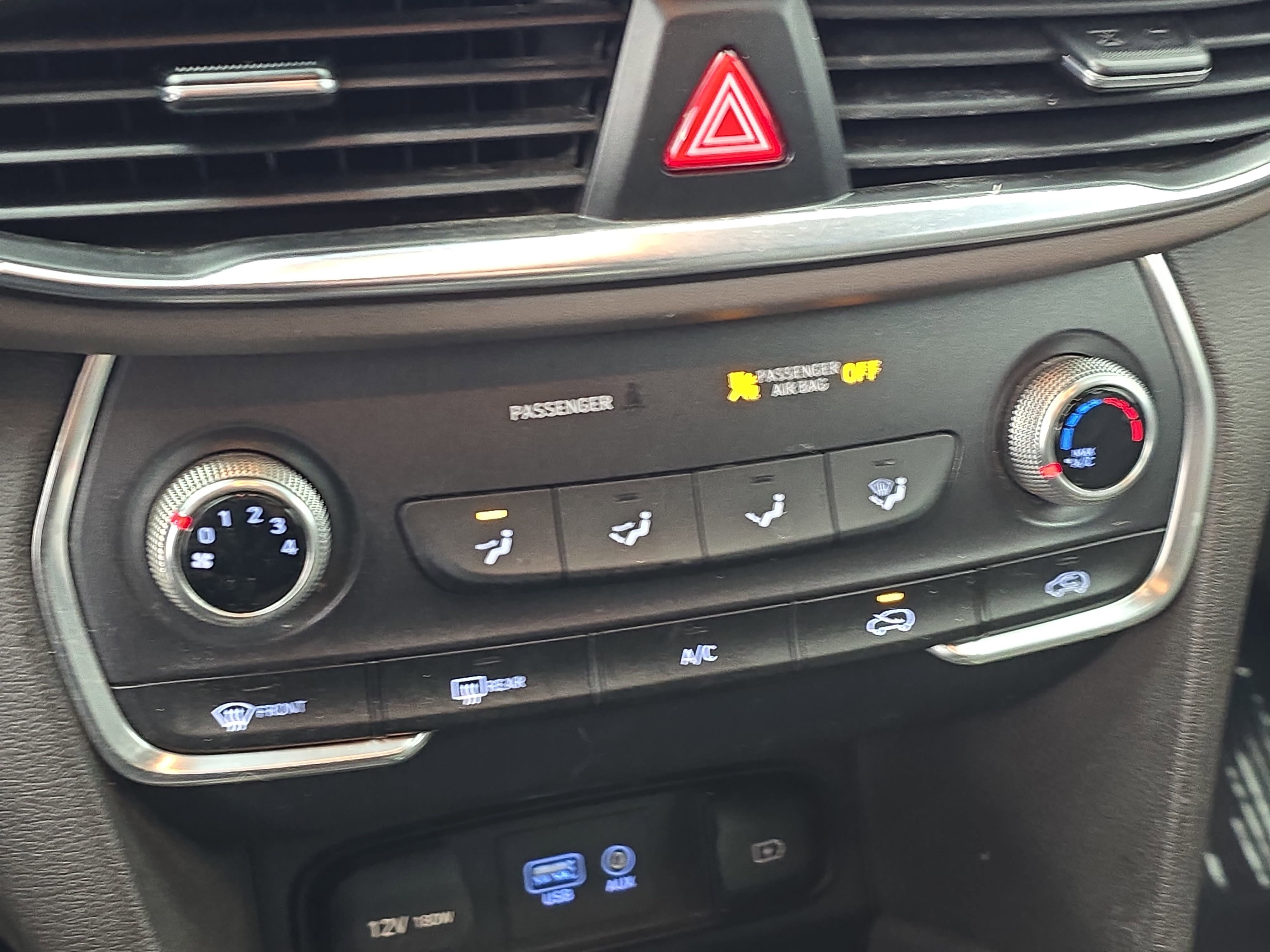 2020 Hyundai Santa Fe SE