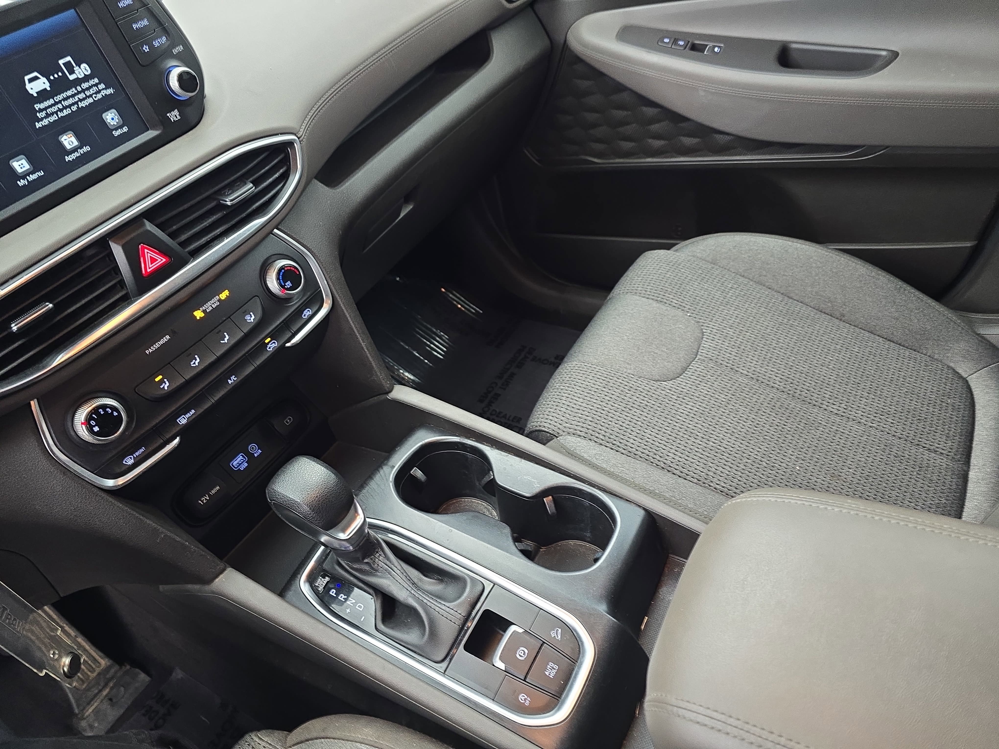 2020 Hyundai Santa Fe SE