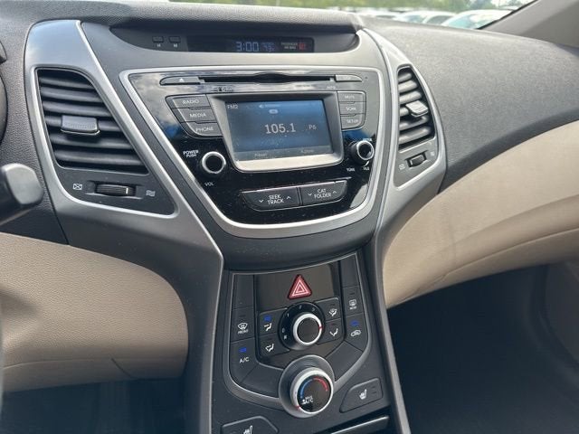 2014 Hyundai Elantra SE