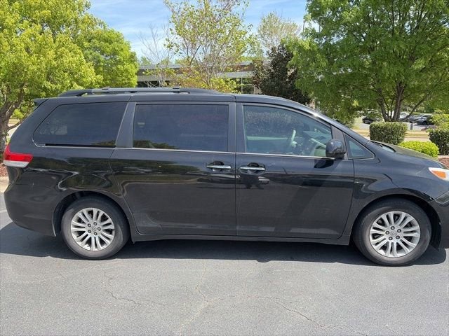 2014 Toyota Sienna XLE