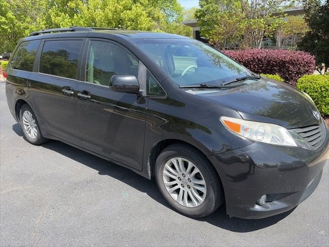 2014 Toyota Sienna XLE