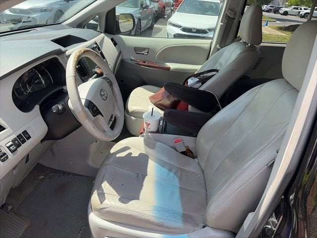 2014 Toyota Sienna XLE