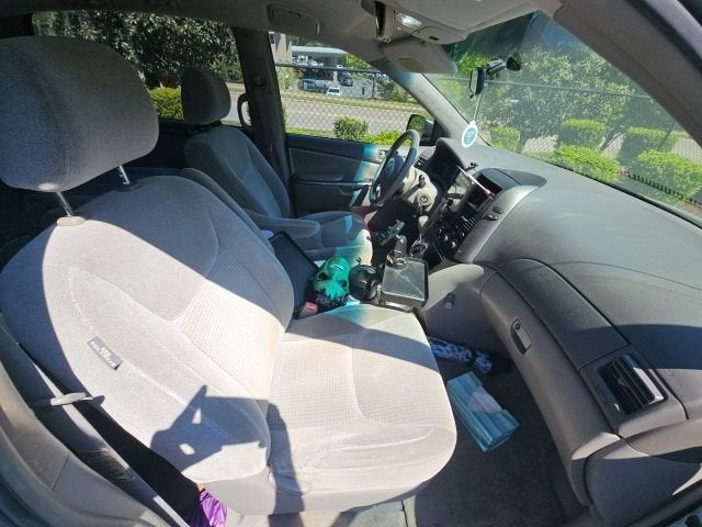 2006 Toyota Sienna Base