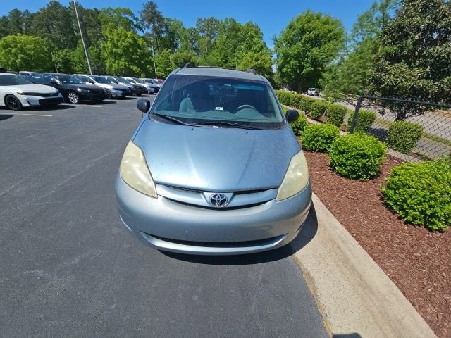 2006 Toyota Sienna Base