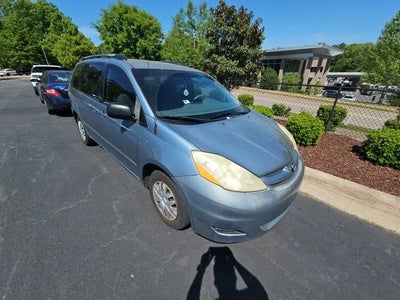 2006 Toyota Sienna Base