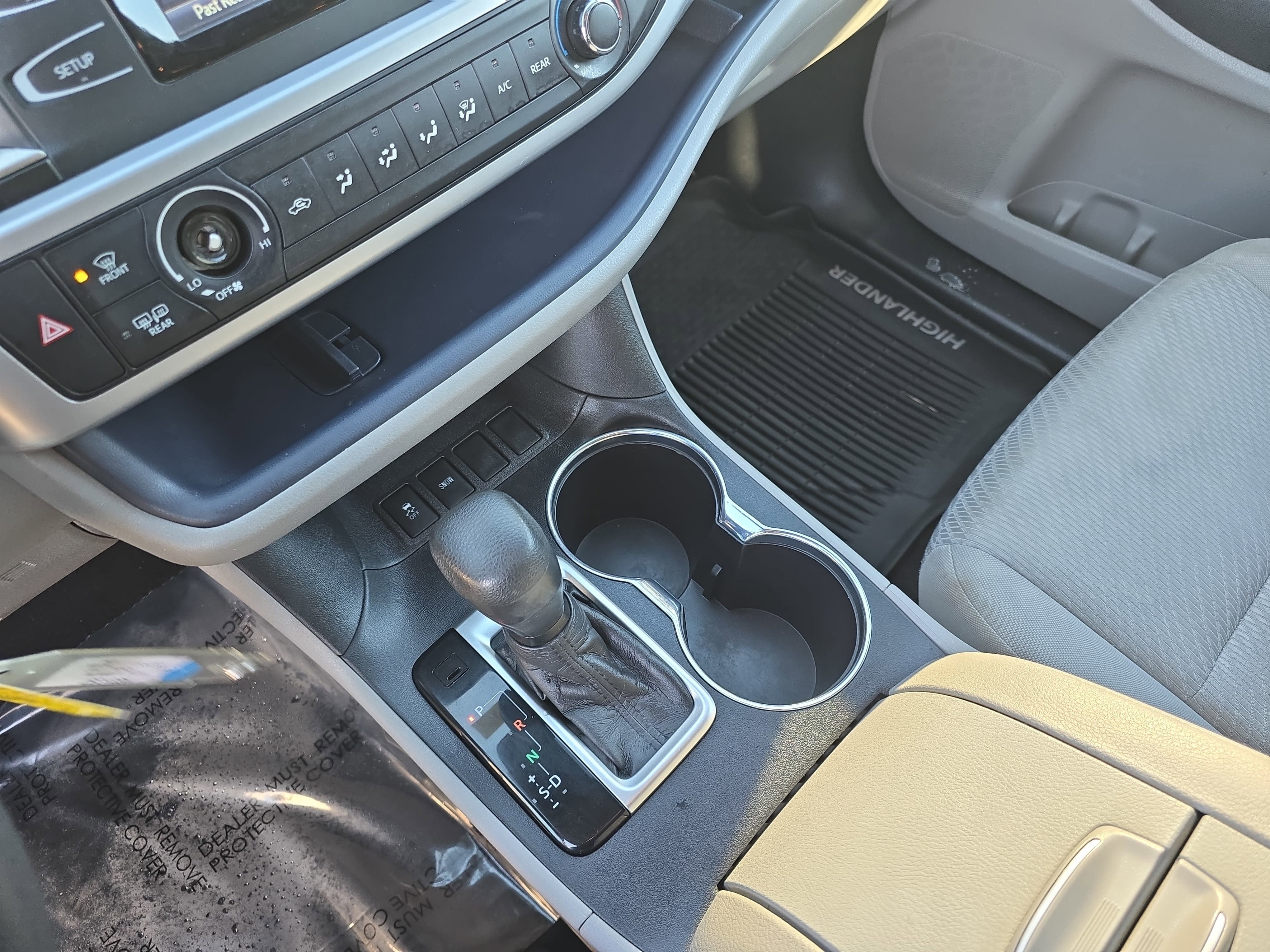 2019 Toyota Highlander LE