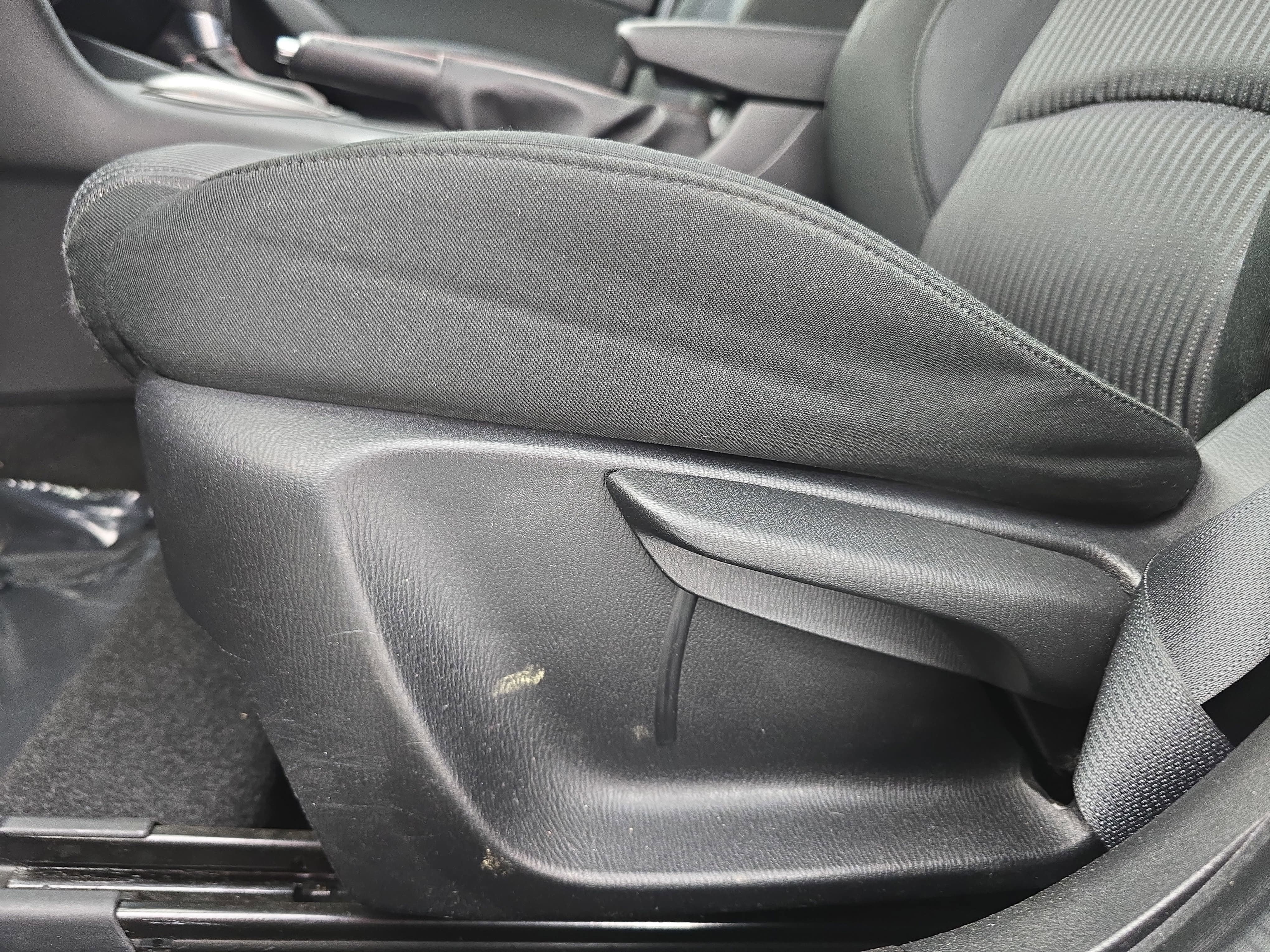 2014 Mazda Mazda3 i Touring