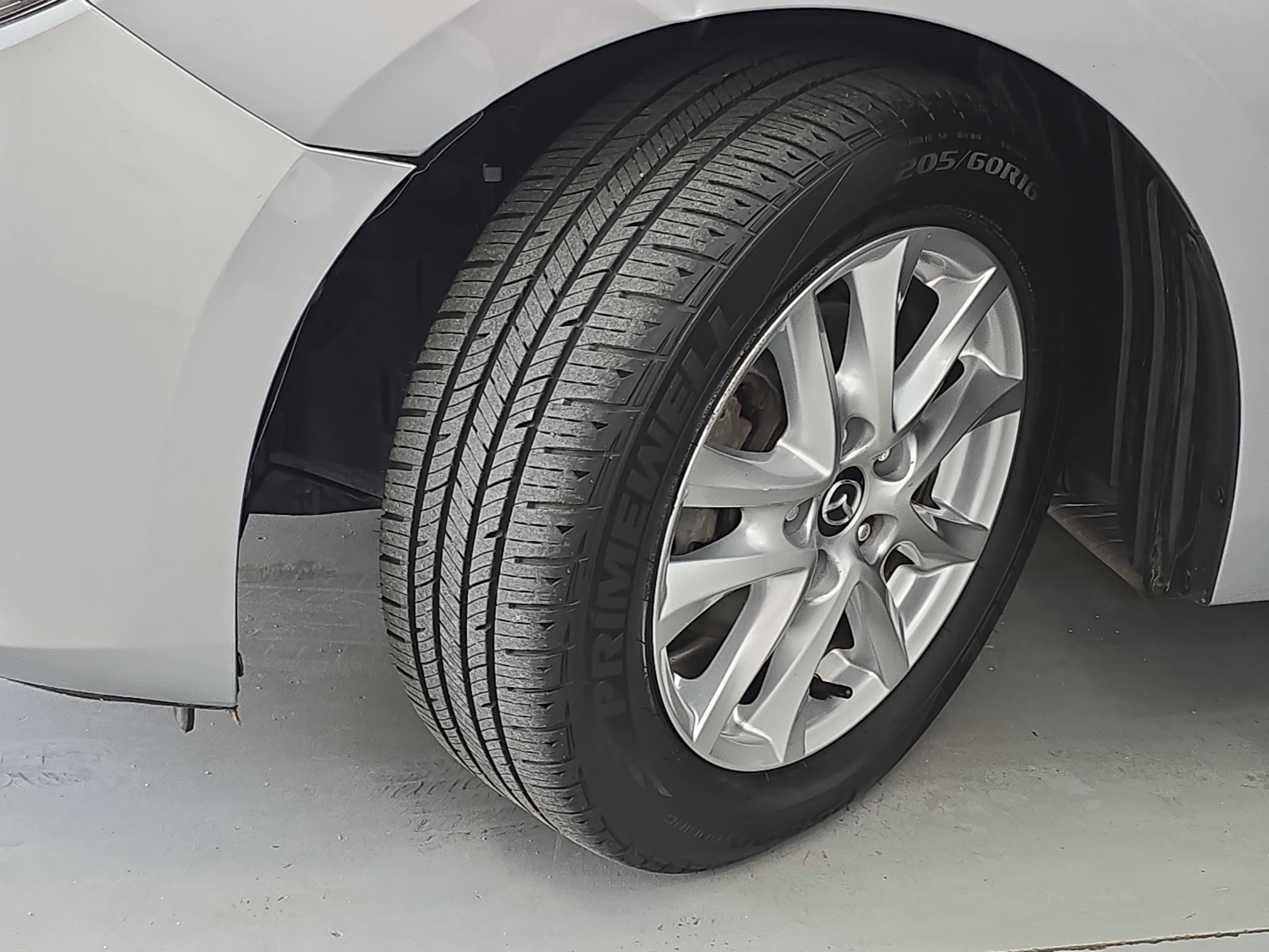 2014 Mazda Mazda3 i Touring