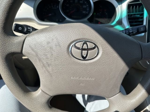 2005 Toyota Highlander Base