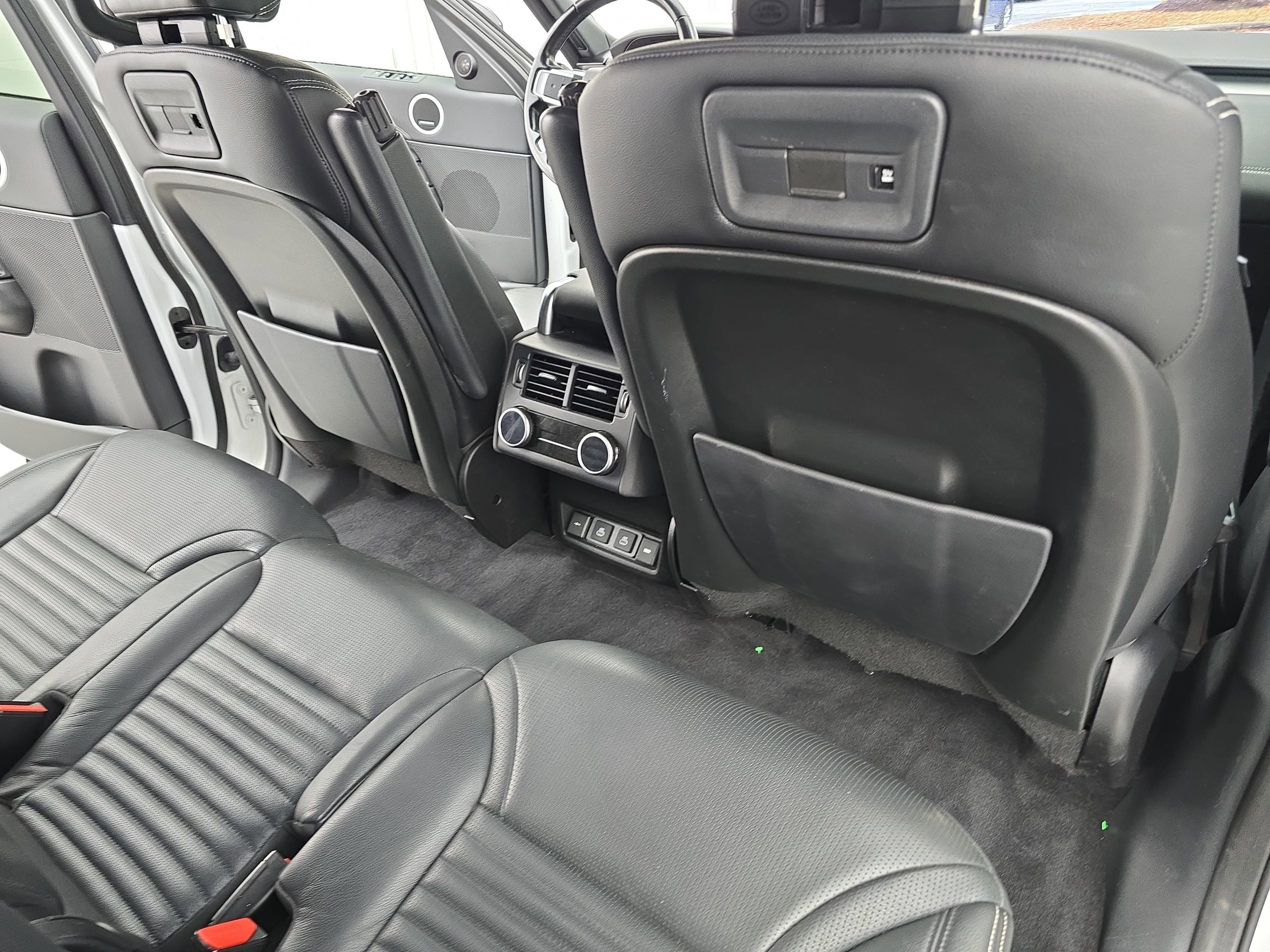 2022 Land Rover Discovery S R-Dynamic