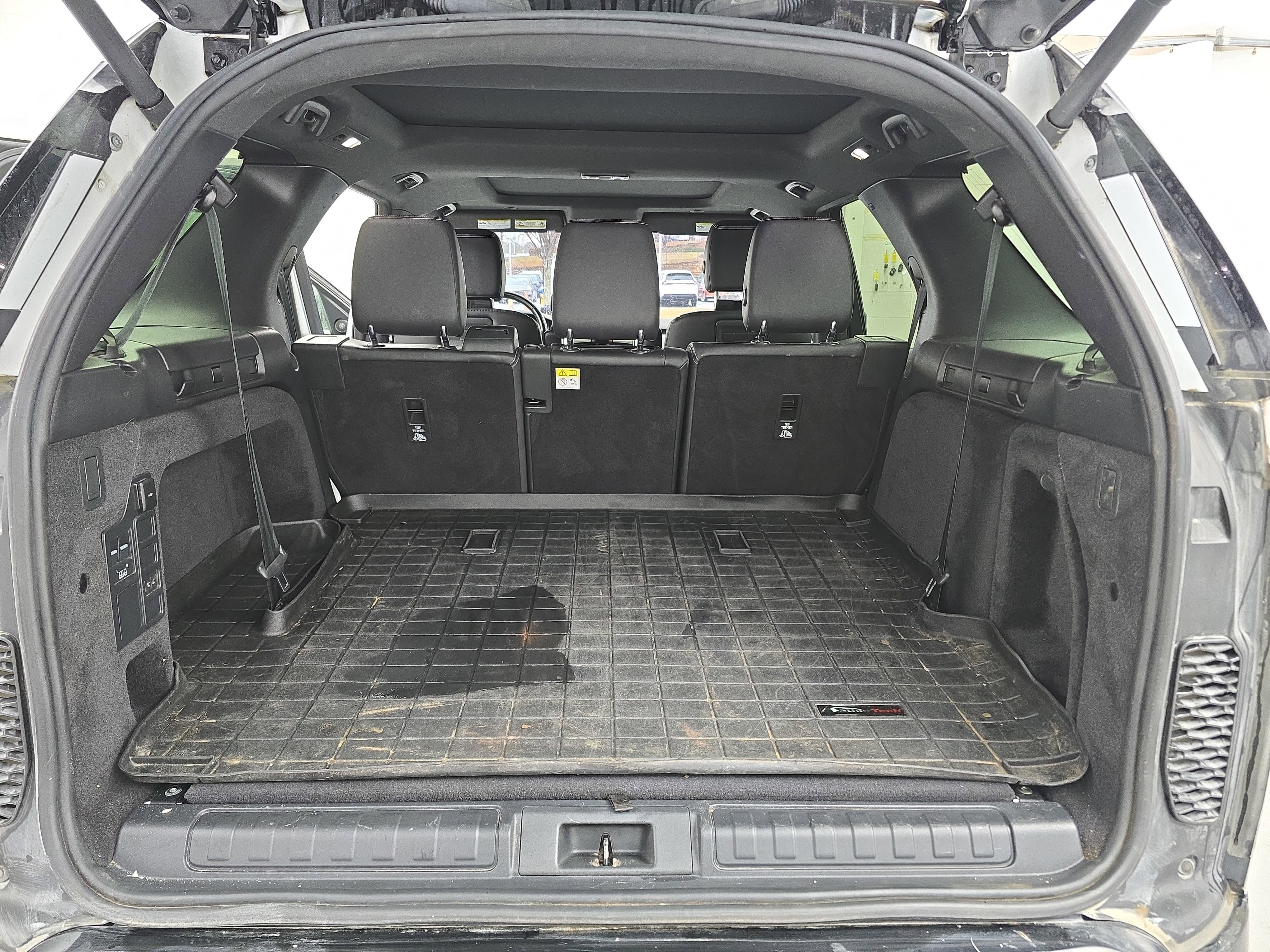 2022 Land Rover Discovery S R-Dynamic