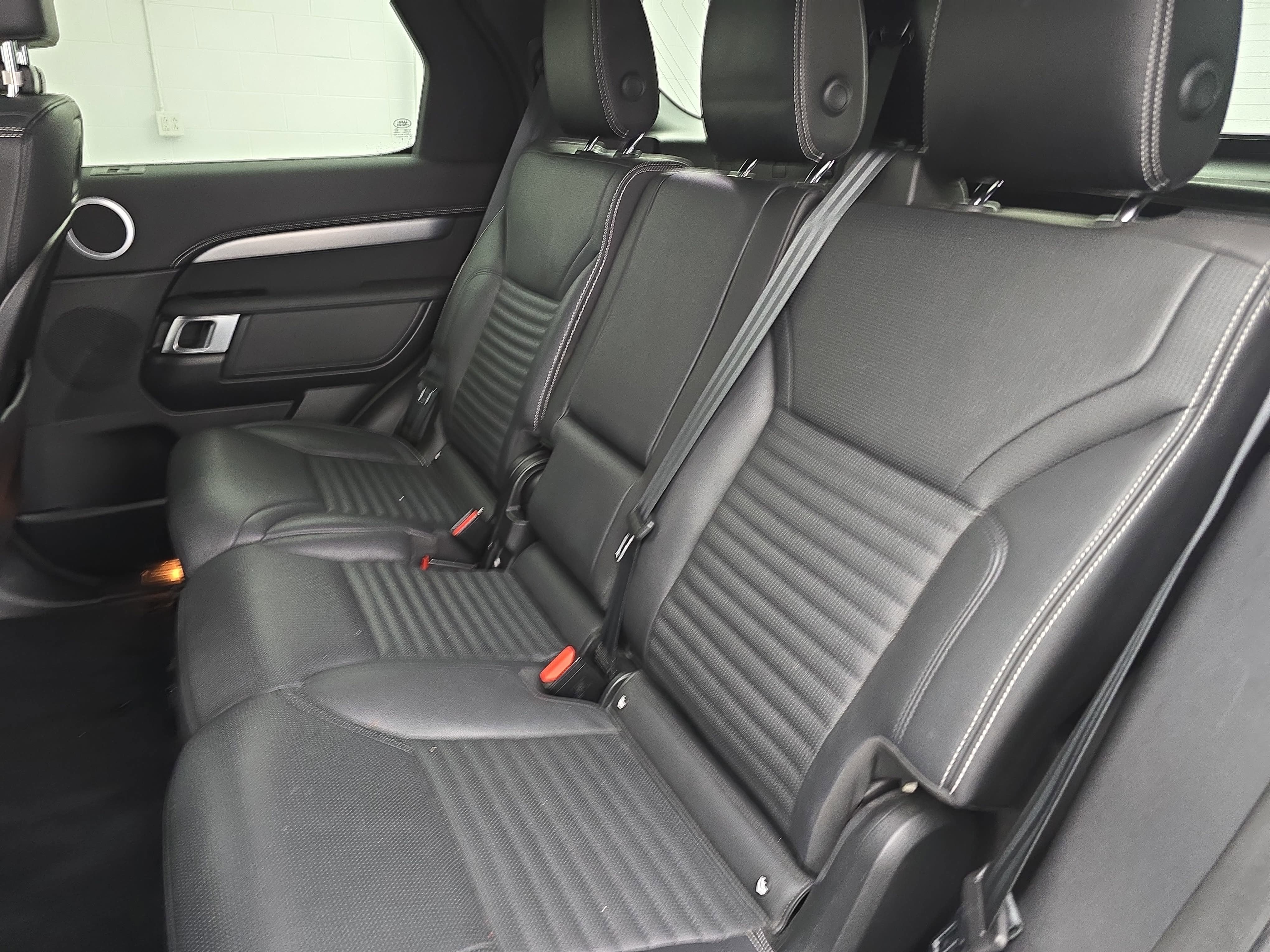 2022 Land Rover Discovery S R-Dynamic