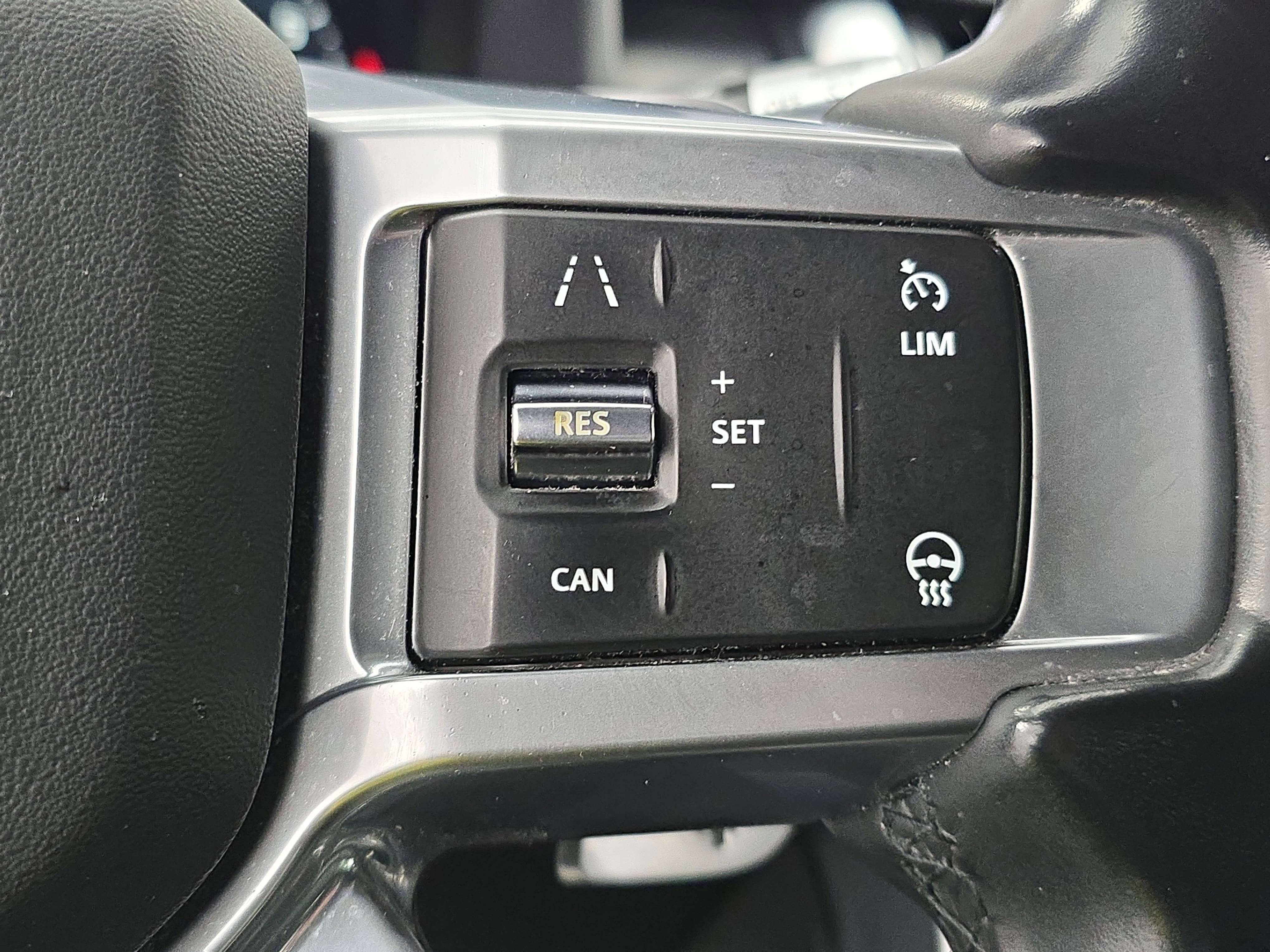 2022 Land Rover Discovery S R-Dynamic