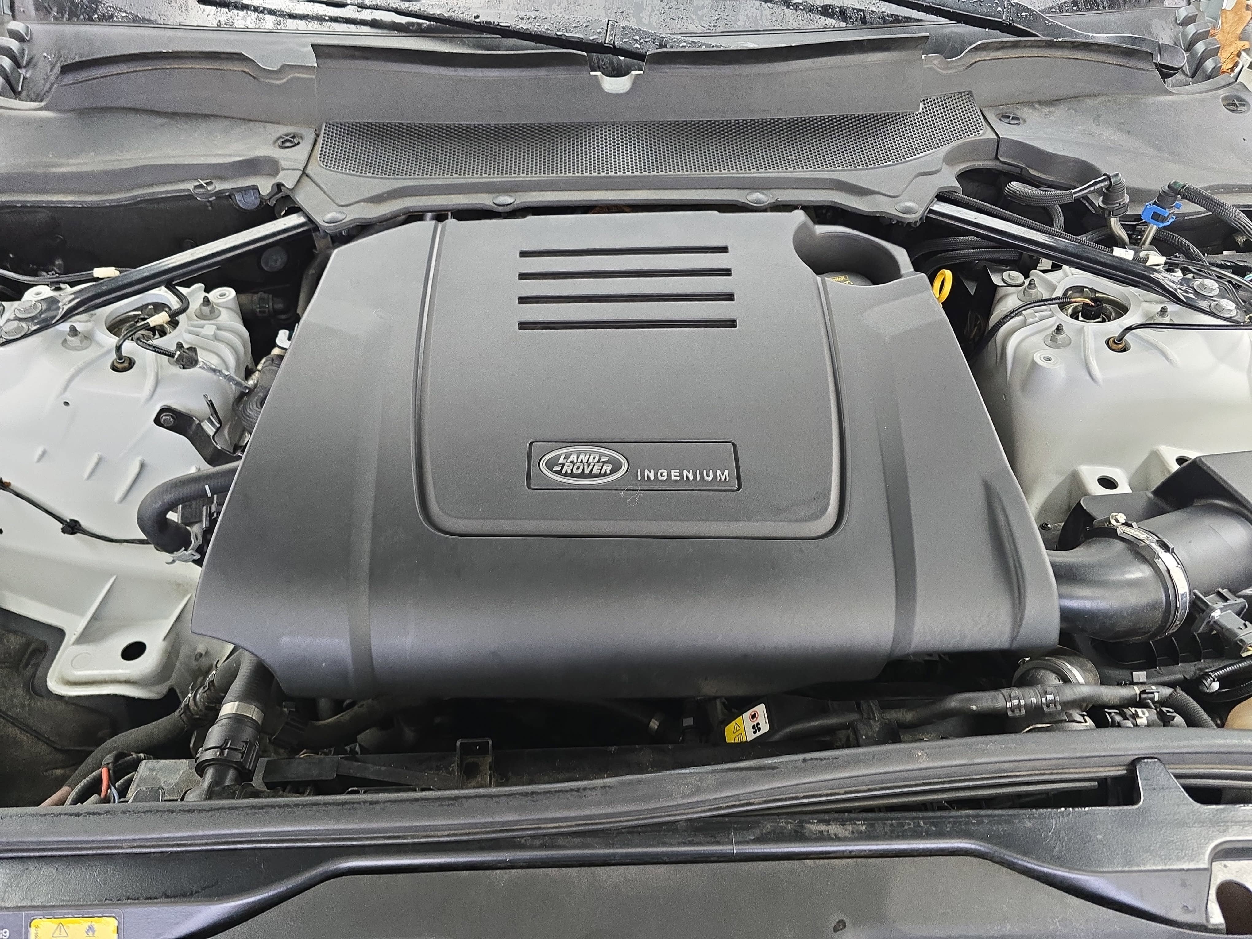 2022 Land Rover Discovery S R-Dynamic