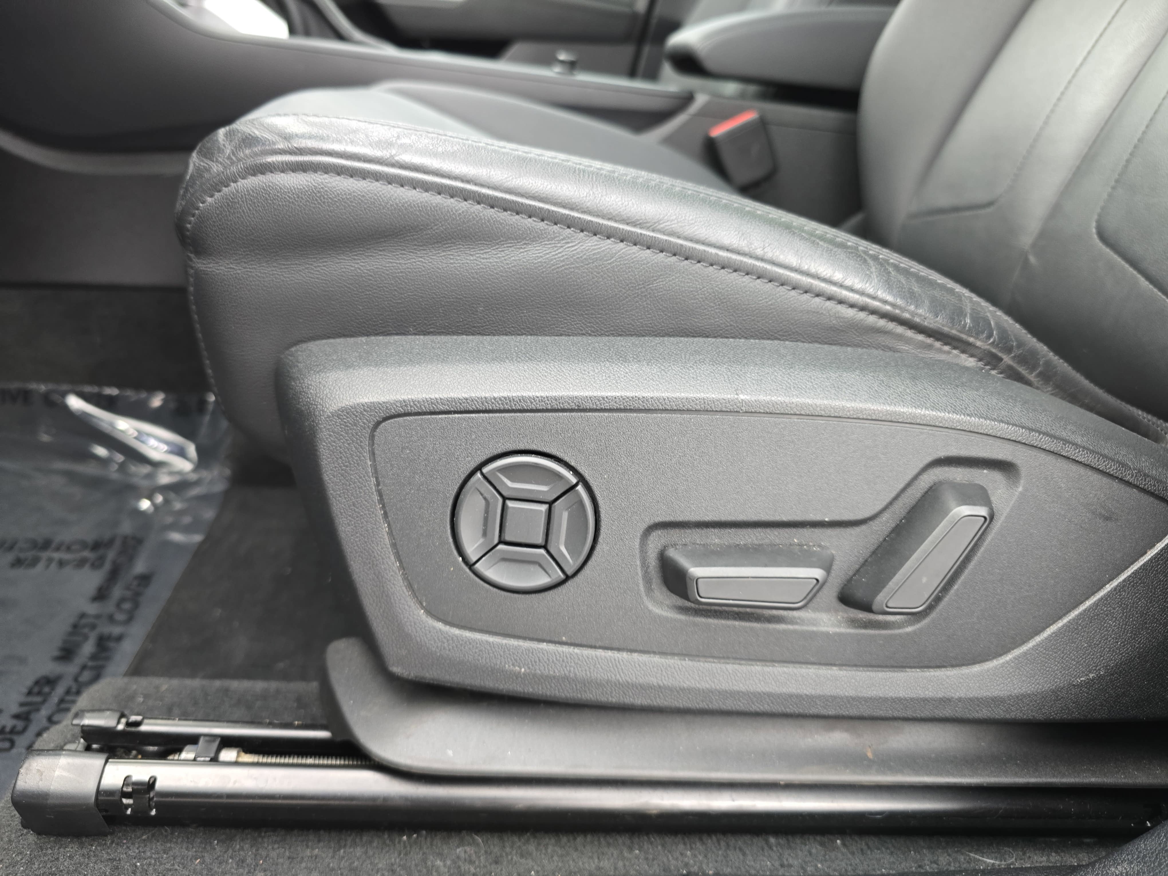 2021 Audi Q3 S line Premium