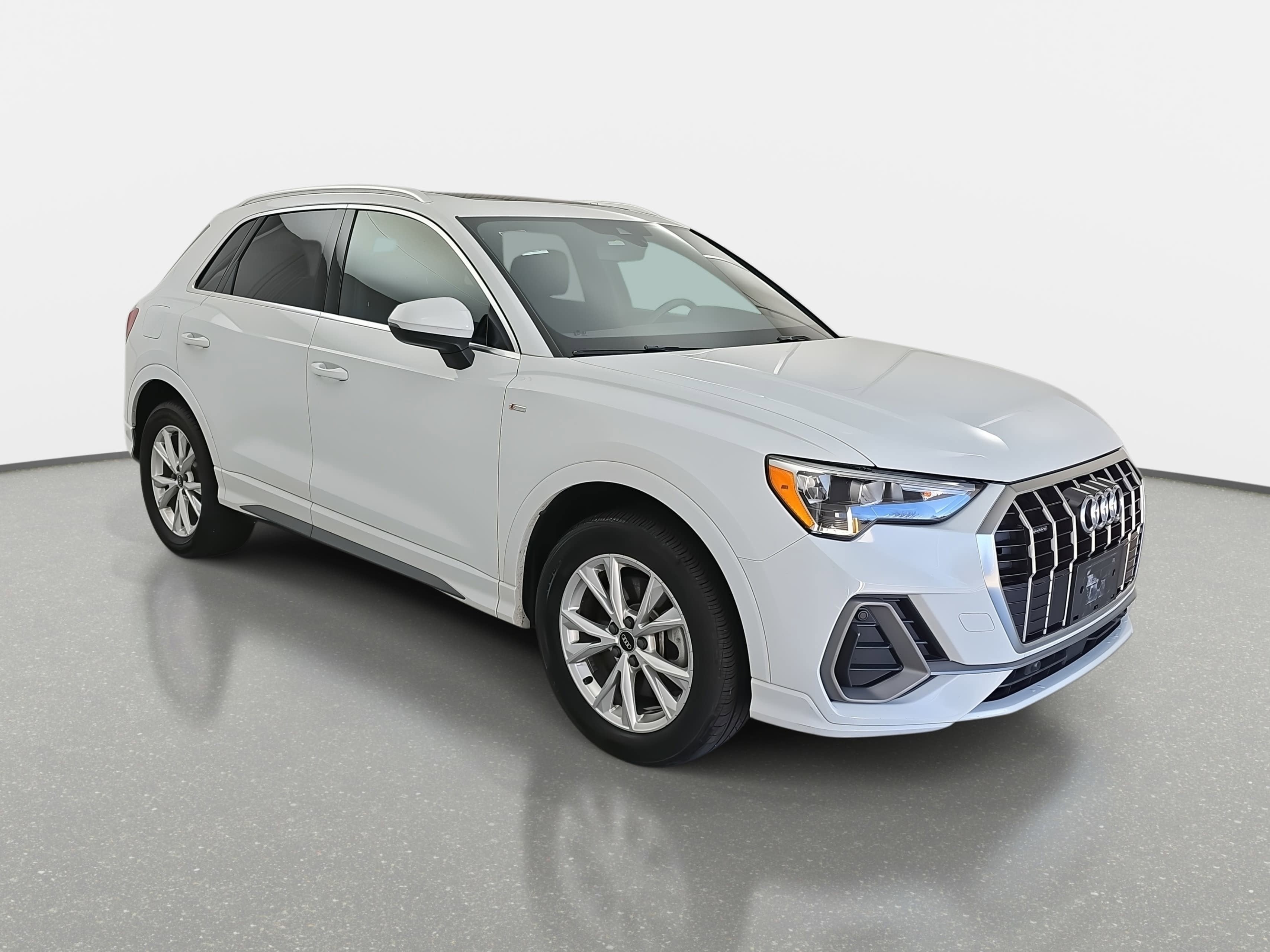 2021 Audi Q3 S line Premium