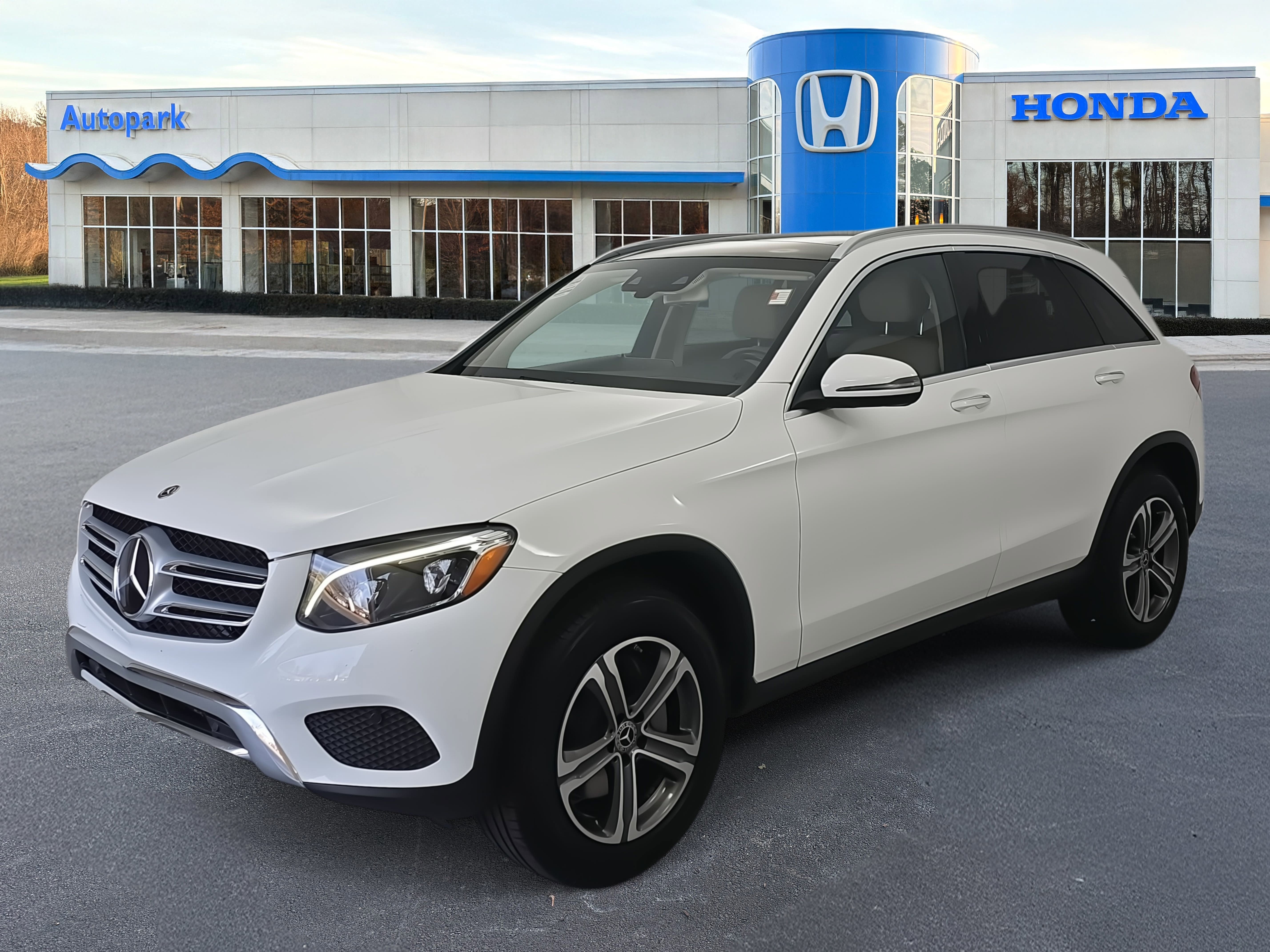 2017 Mercedes-Benz GLC 300 GLC 300