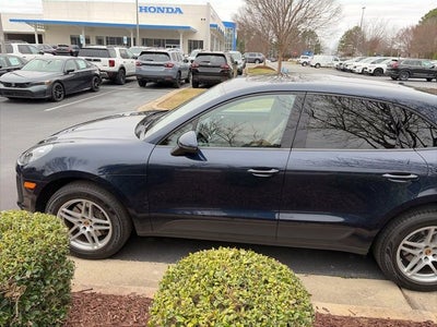 2021 Porsche Macan Base