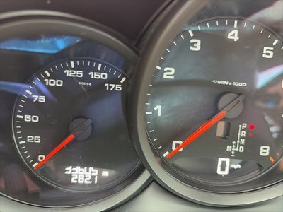 2021 Porsche Macan Base